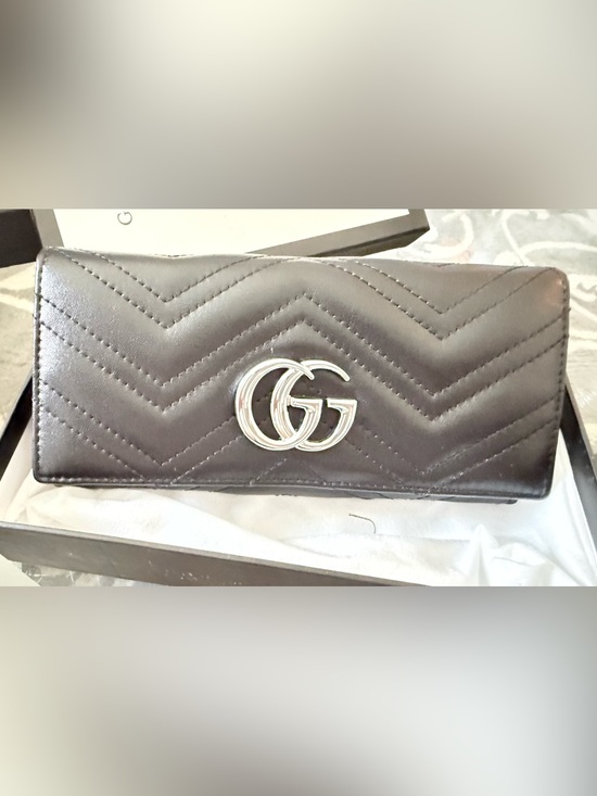 No Brand Handbags - Buttery Smooth Black Quilted Wallet with Silver Hardware BNIB